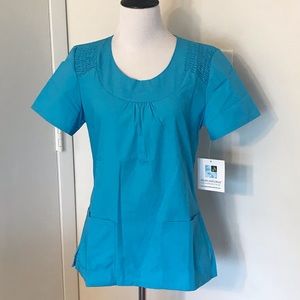 NWT Adar Uniforms Ruched Scrub Top XS